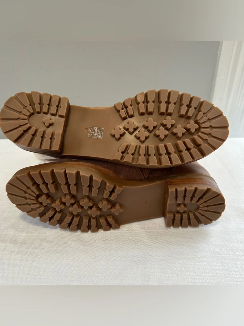 Kate Spade Bailee‎ Winter Boots Womens 9 Brown Sueded Faux Fur Lined Booties